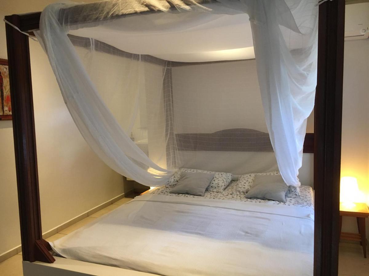 Asteria Studios Paramaribo Luaran gambar