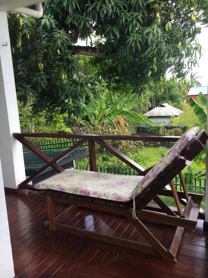 Asteria Studios Paramaribo Luaran gambar
