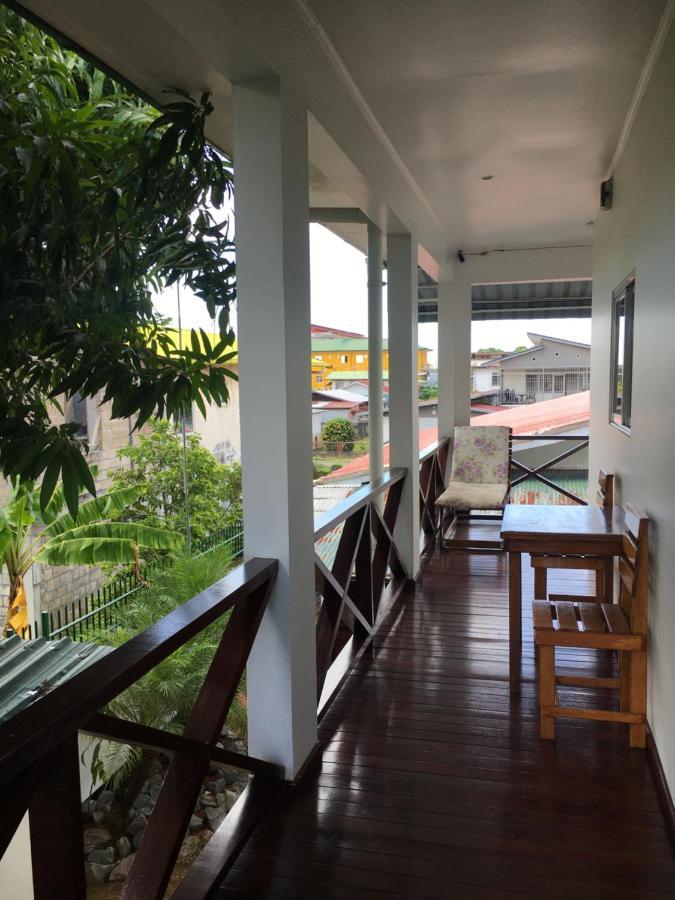 Asteria Studios Paramaribo Luaran gambar
