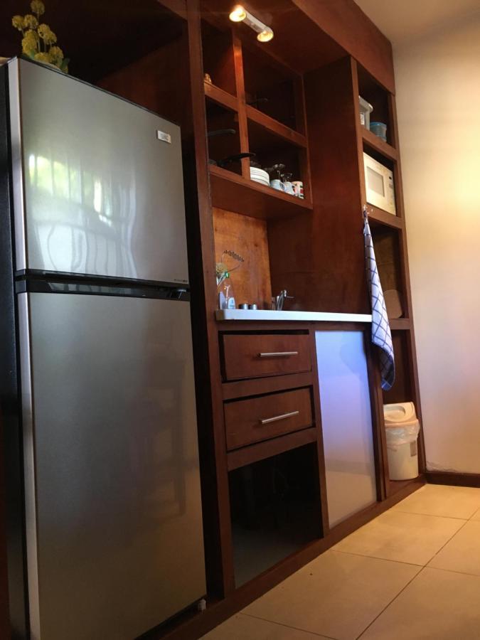 Asteria Studios Paramaribo Luaran gambar