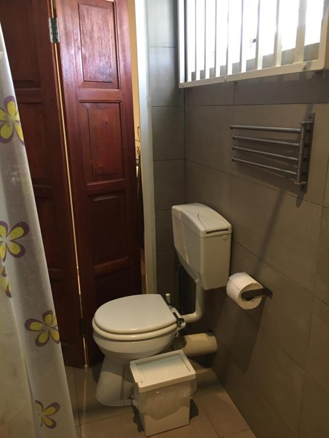 Asteria Studios Paramaribo Luaran gambar
