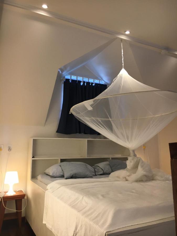 Asteria Studios Paramaribo Luaran gambar